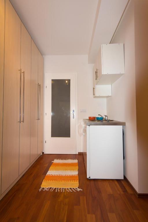 Mirta Apartment